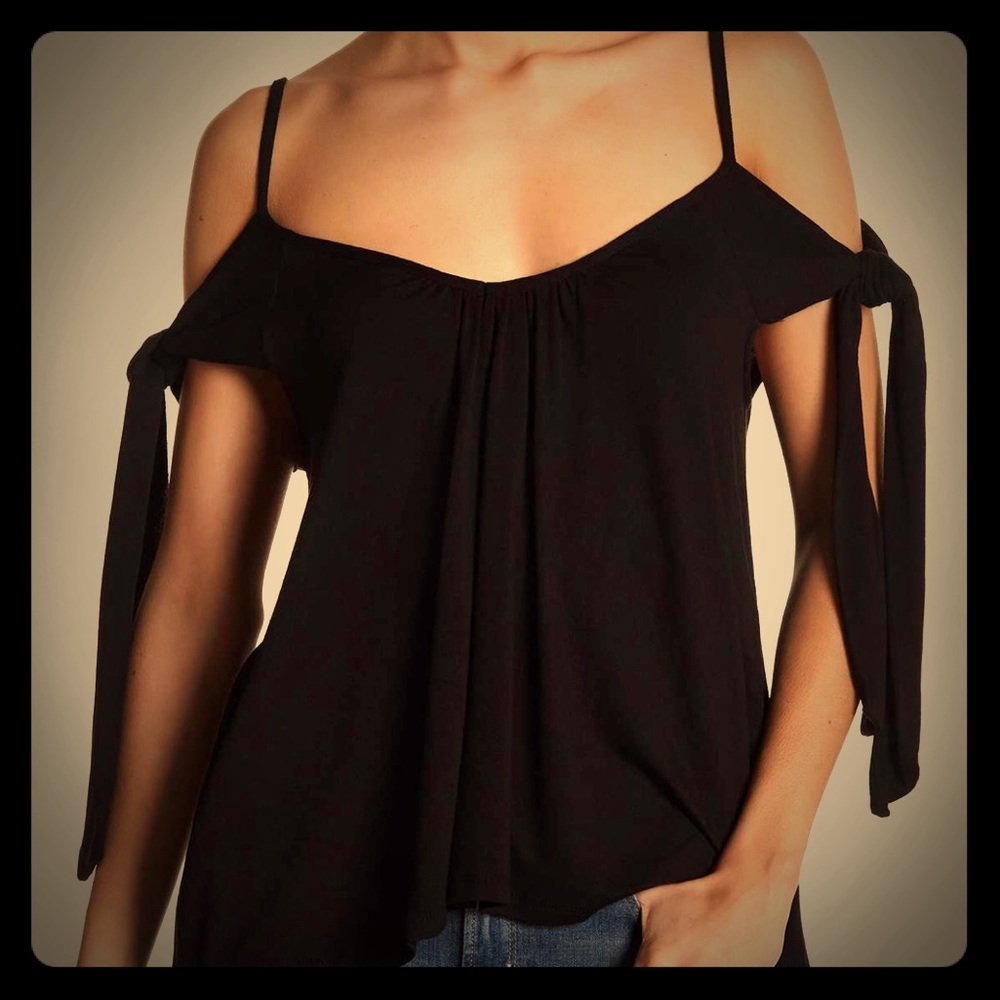 Off the shoulder/cold shoulder top